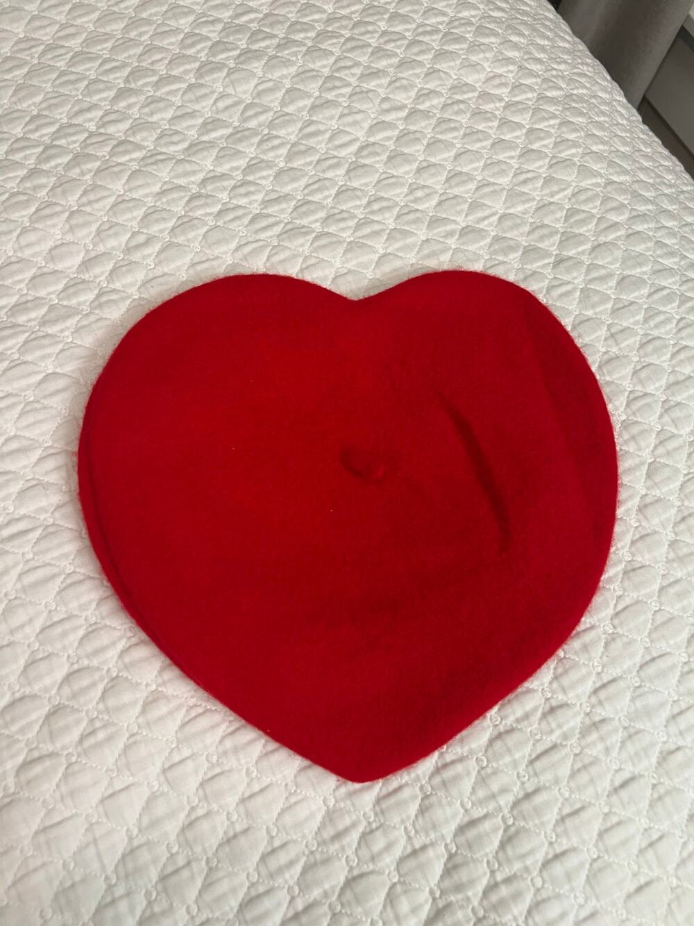 100% wool red heart beret hat French girl Parisian chic costume tourist fashion